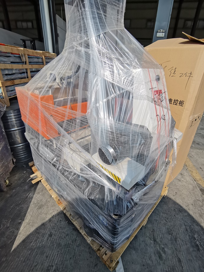 機(jī)械設(shè)備出口越南 機(jī)器出口越南專線 工廠設(shè)備出口越南物流專線